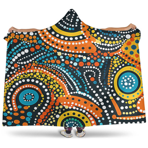 Australia Aboriginal Hooded Blanket - Traditional Australian Aboriginal Native Design (Black) Ver 5 Hooded Blanket Australia Aboriginal Hooded Blanket - Traditional Australian Aboriginal Native Design (Black) Ver 5 Hooded Blanket
