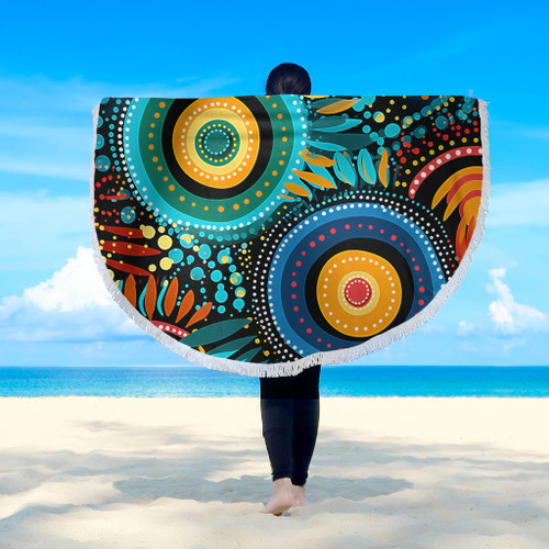 Australia Aboriginal Beach Blanket - Traditional Australian Aboriginal Native Design (Black) Ver 4 Beach Blanket Australia Aboriginal Beach Blanket - Traditional Australian Aboriginal Native Design (Black) Ver 4 Beach Blanket