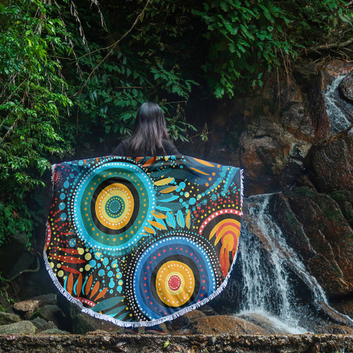 Australia Aboriginal Beach Blanket - Traditional Australian Aboriginal Native Design (Black) Ver 4 Beach Blanket Australia Aboriginal Beach Blanket - Traditional Australian Aboriginal Native Design (Black) Ver 4 Beach Blanket