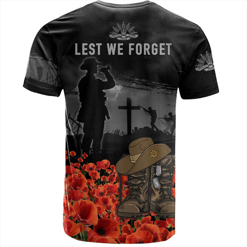 Australia T-Shirt Lest We Forget Hat And Boots Design Poppy Flower Australia T-Shirt Lest We Forget Hat And Boots Design Poppy Flower