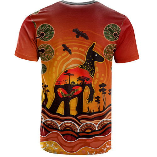 Australia T-Shirt Aboriginal Indigenous Kangaroo With Dot Painting Pattern Australia T-Shirt Aboriginal Indigenous Kangaroo With Dot Painting Pattern