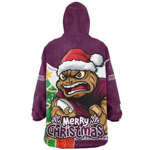 Queensland Maroons Snug Hoodie Santa Scoring Touchdown On Christmas Game Day