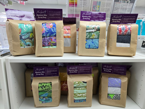 FreeSpirit Mystery Artists Scrap Bag - 2lbs