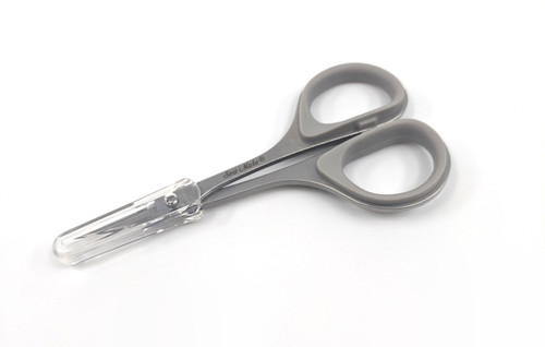 HQ Zinger Retractable Scissor Holder