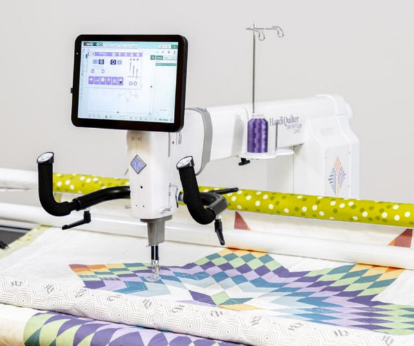 Handi Quilter Infinity 28.  Experience The Ultimate Quilting Dream Package.
Infinity 28 + Pro-Stitcher + MK Support