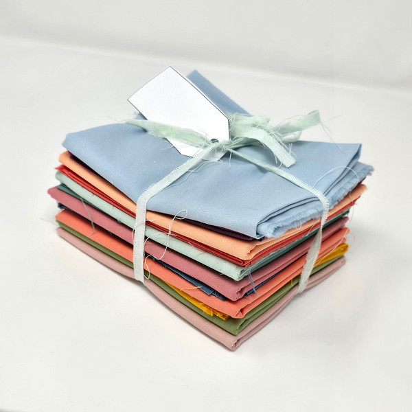 Bella Solid 12 Fat Quarters