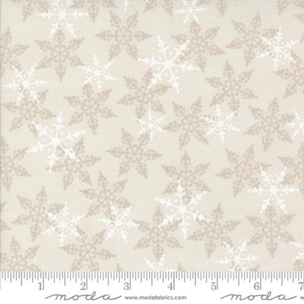108" Wideback Winter Friends Snowy White