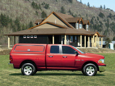 LEER 100RCC Commercial Truck Cap with Fiberglass Structural Reinforcement 2005-2010 Dodge Trucks