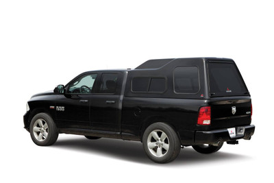 LEER 122 Mid/High-Rise Truck Cover with Oversized Door & Additional Space