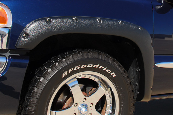 Lund RX103TA Elite Series Black Rivet Style Textured Finish Front Fender Flares for 99-07 Silverado and Sierra 1500; 01-04 Silverado and Sierra 2500; 01-06 Silverado and Sierra 3500 (Excl Dually and Stepside)-RX103TA