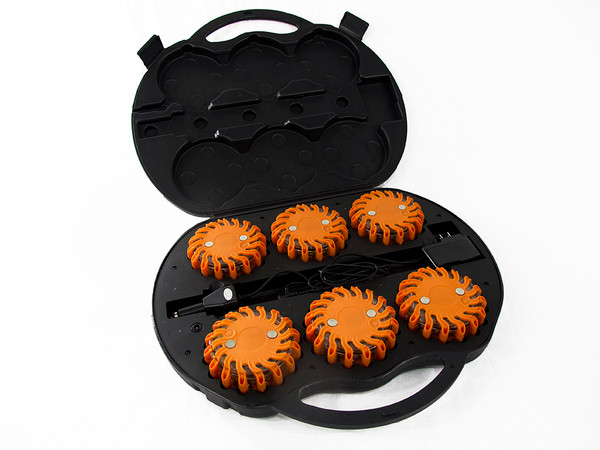 RS-6KIT-FLARE-A - 6-Disc LED Emergency Flare Kit w/ Charge Case (Amber)-RS-6KIT-FLARE-A