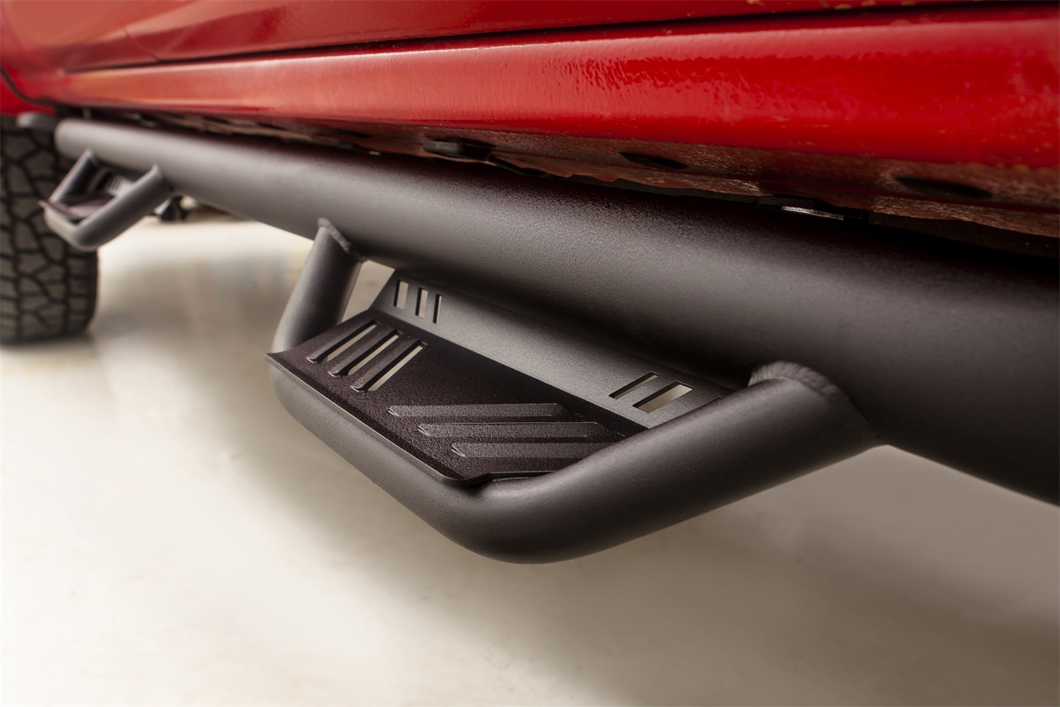 Lund 34641770 Black Steel Terrain HX Step Nerf Bars for 2010-2013 Toyota 4Runner-34641770