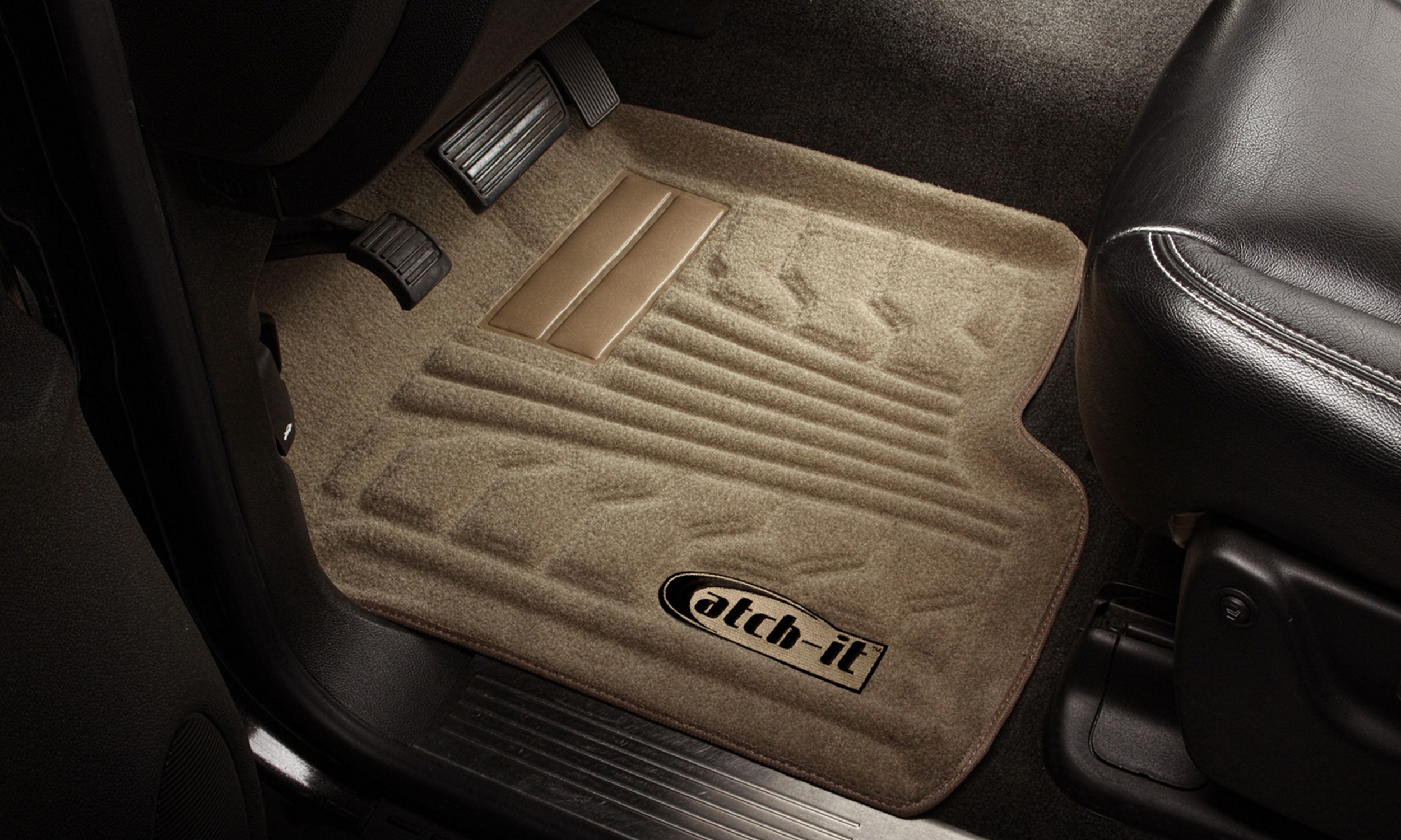 Lund 583145-T Catch-It Carpet Floor Mat - Front, Tan-583145-T