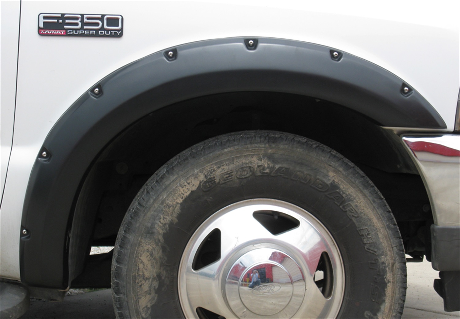 Lund RX311SB Elite Series Black Rivet Style Smooth Finish Rear Fender Flares for 1999-2007 Ford F-250, F-350 (Excludes Dually)-RX311SB
