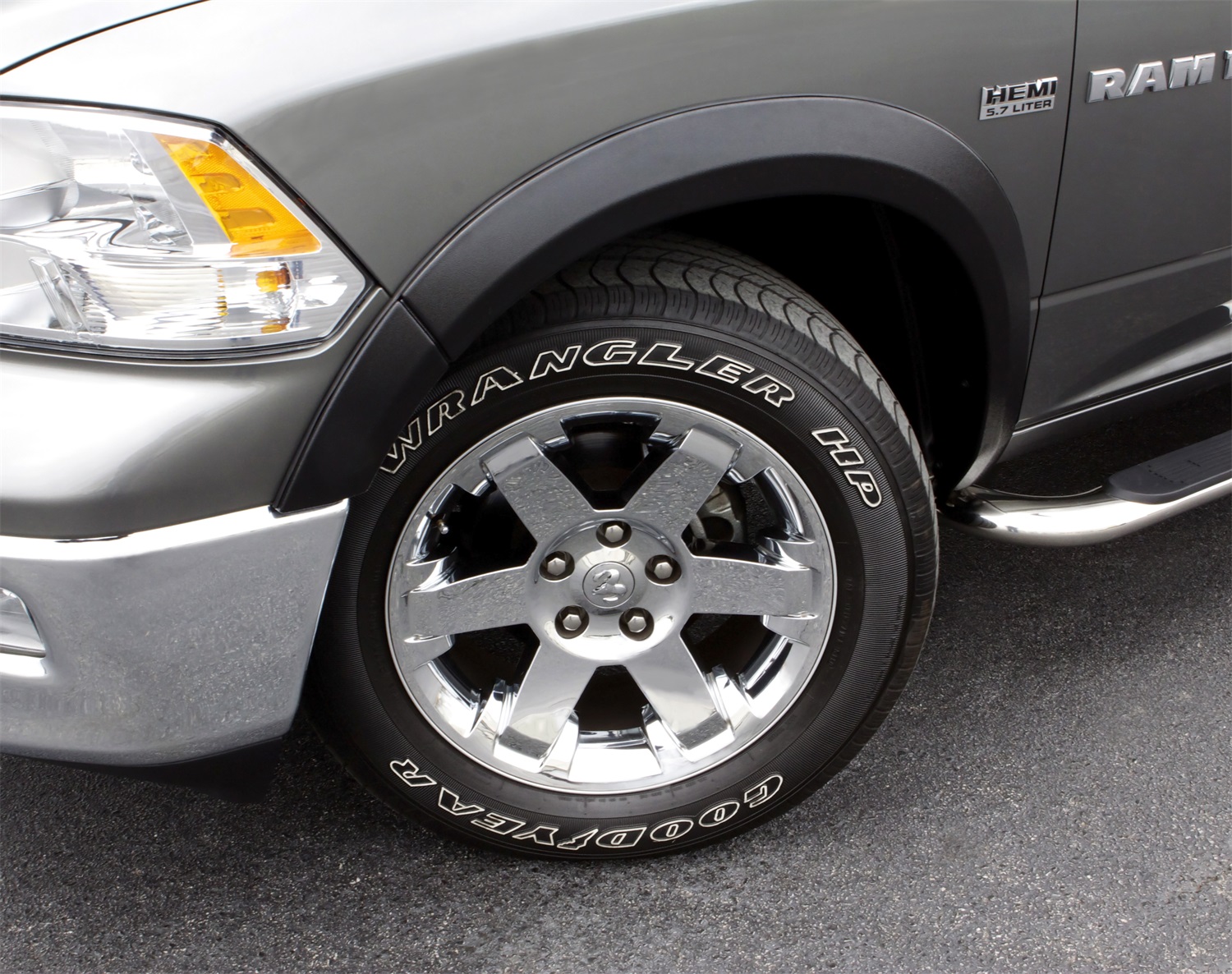 Lund SX203S Elite Series Black Sport Style Smooth Finish 4-Piece Fender Flare Set for 2002-2008 Dodge Ram 1500; 2003-2009 Ram 2500, 3500 (Excludes Dually)-SX203S