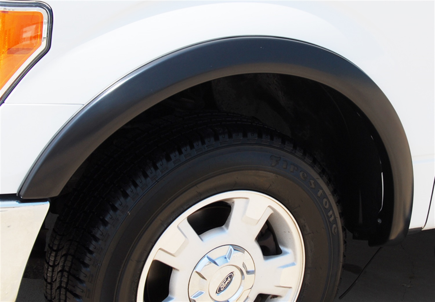 Lund SX312S Elite Series Black Sport Style Smooth Finish 4-Piece Fender Flare Set for 2009-2014 Ford F-150 (Excludes Raptor and Platinum)-SX312S