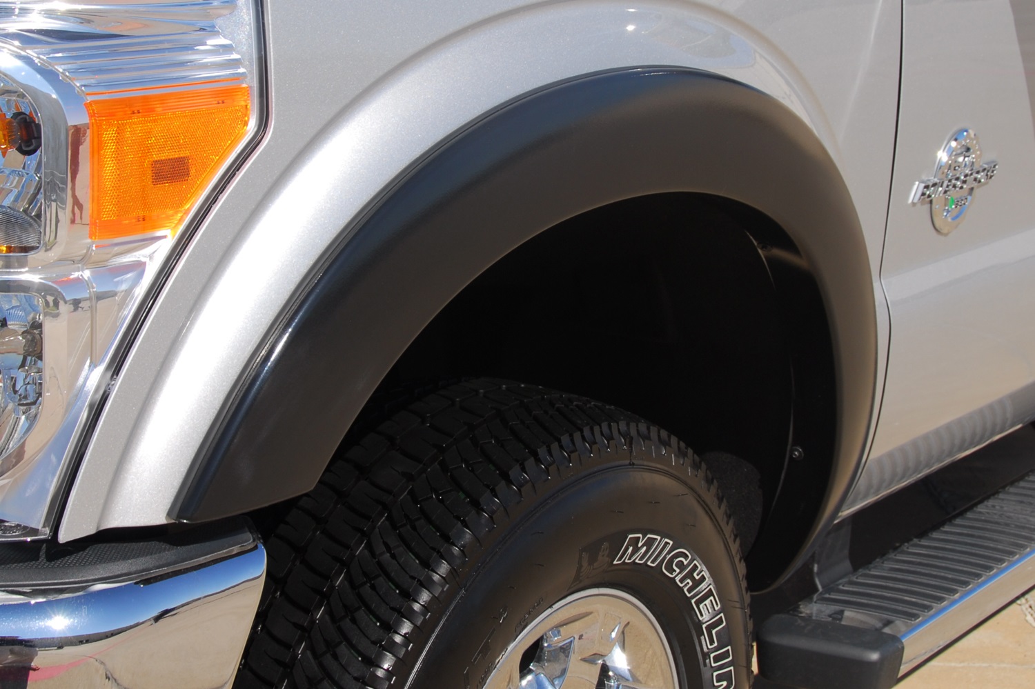 Lund SX314S Elite Series Black Sport Style Smooth Finish 4-Piece Fender Flare Set for 2011-2016 Ford F-250, F-350 (Excludes Dually)-SX314S