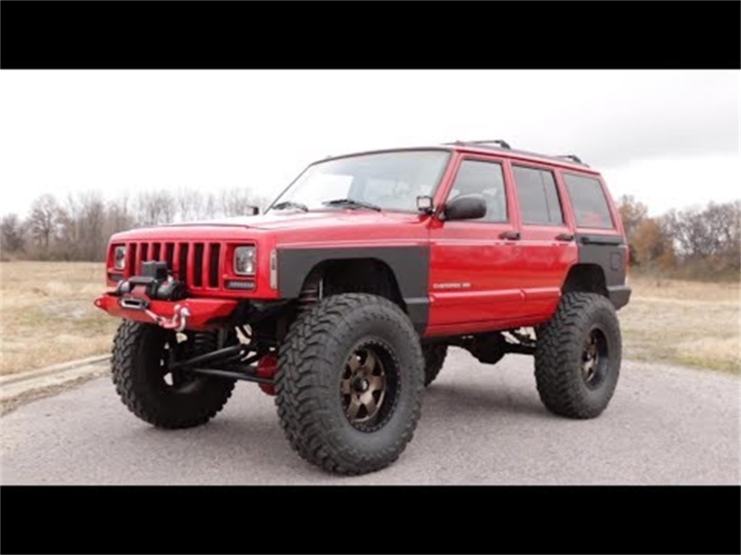 Lower Windshield LED Light Mounts (Jeep Cherokee XJ / Comanche MJ) 70525