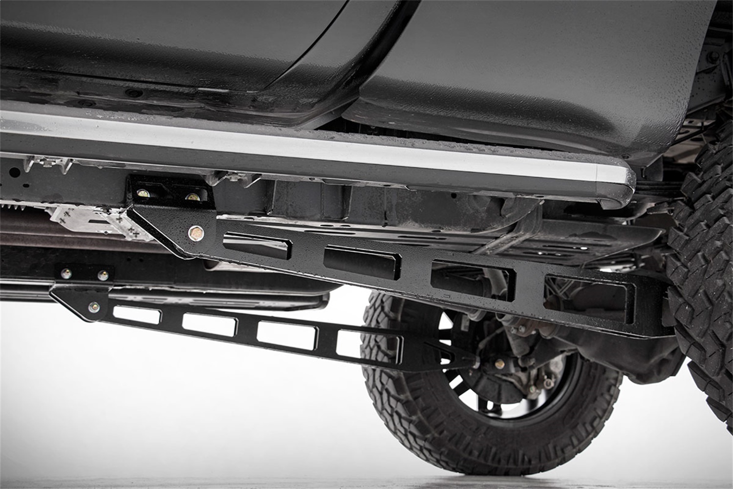 Traction Bar Kit (Crew Cab Models) for 6-inch Lifts 81000
