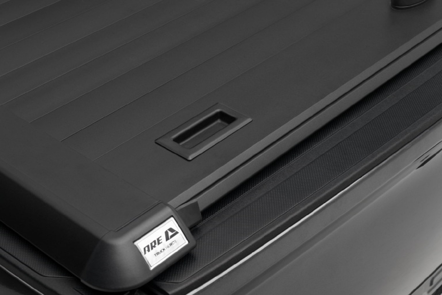DoubleCover™ Series Retractable Hinged Truck Bed Cover PA-DC590