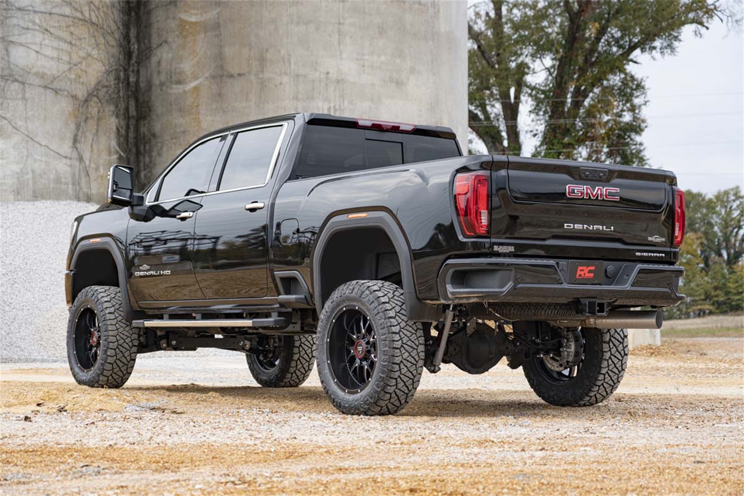 Suspension Lift Kit w/Shocks 10140