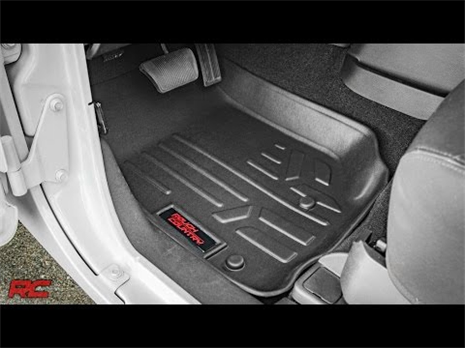Interior & Mats M-60200