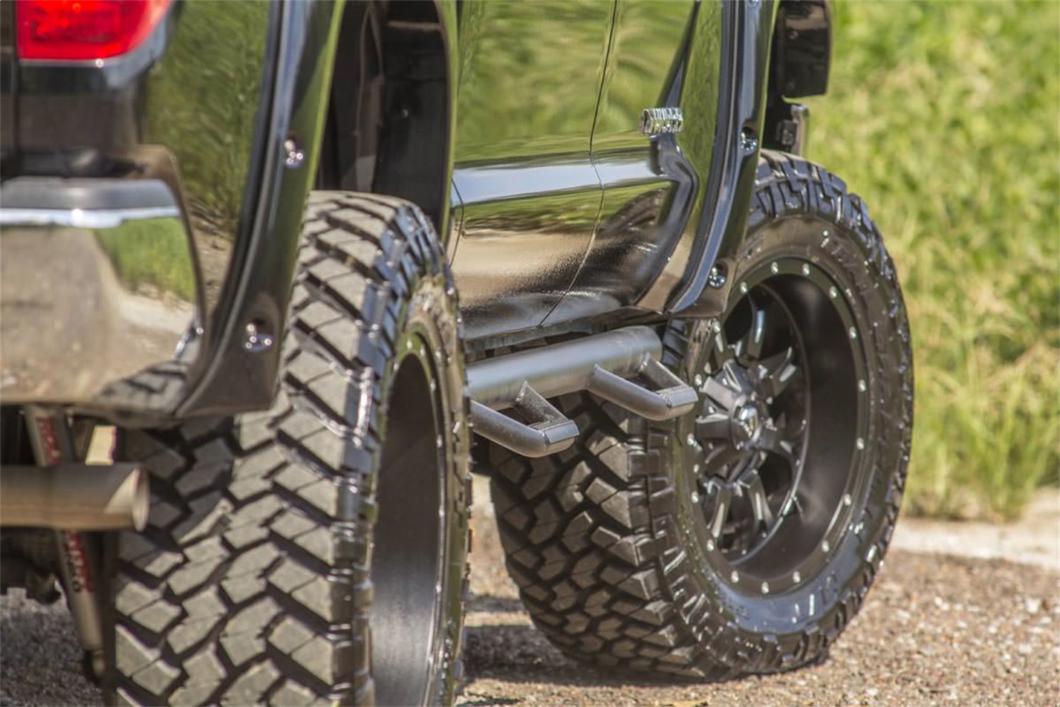 Wheel To Wheel Nerf Steps (Crew Max Short Bed Models) RCT0786CC