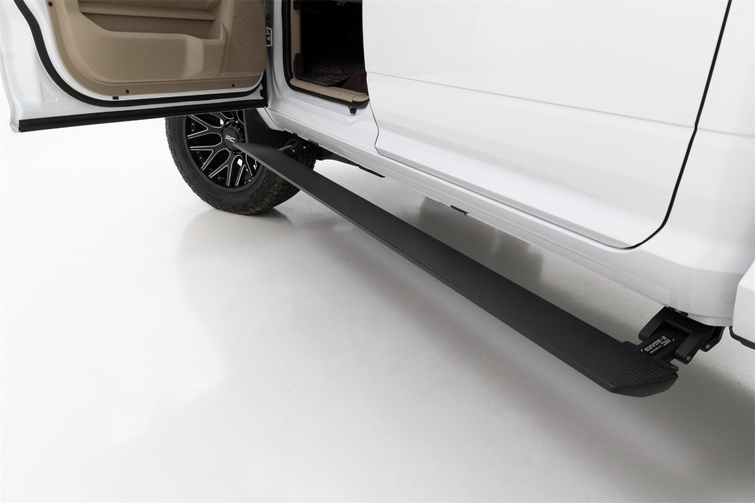 Power Running Boards | Lighted | Gas | Crew Cab | Ram 2500 (10-23) PSR9010