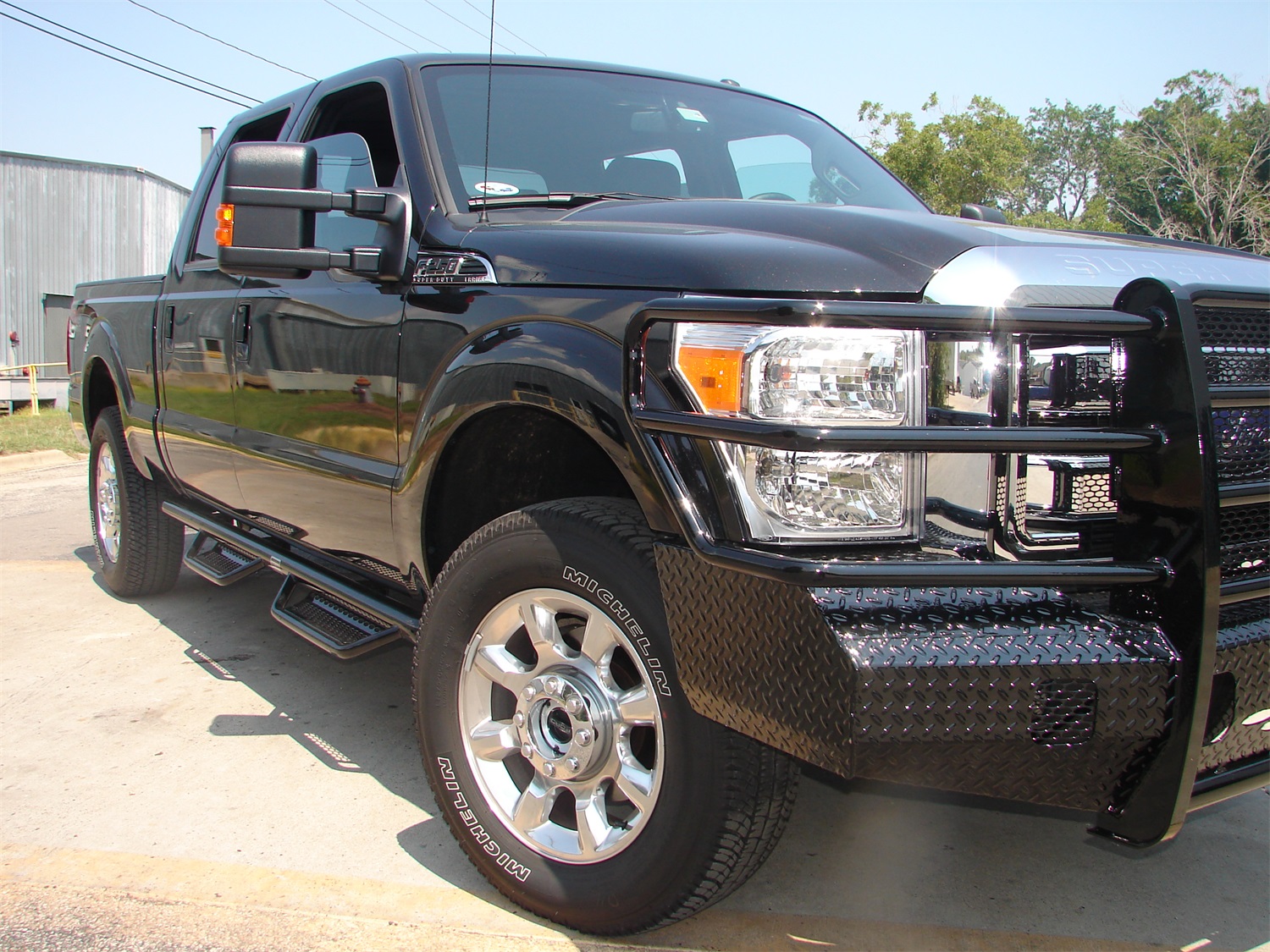 Running Steps Crew Cab Dually- 8' Bed RSF11DC8B4W