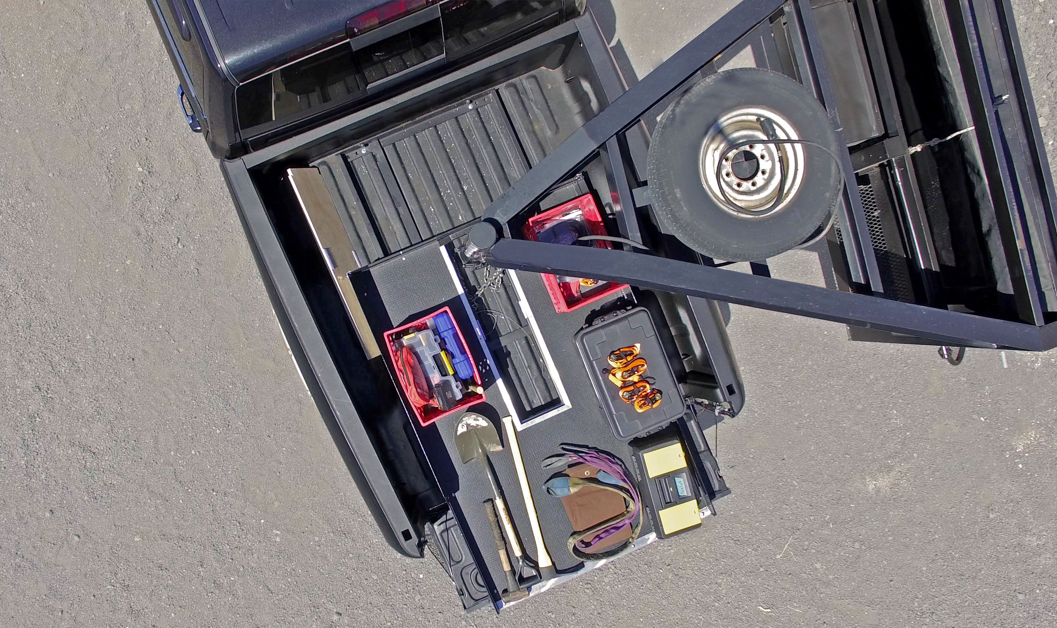 Slide Out Cargo Tray, 2200 lb capacity, 70% ext 8 bearings, Alum Tie-Down Rails CG2200HD-8048-GN