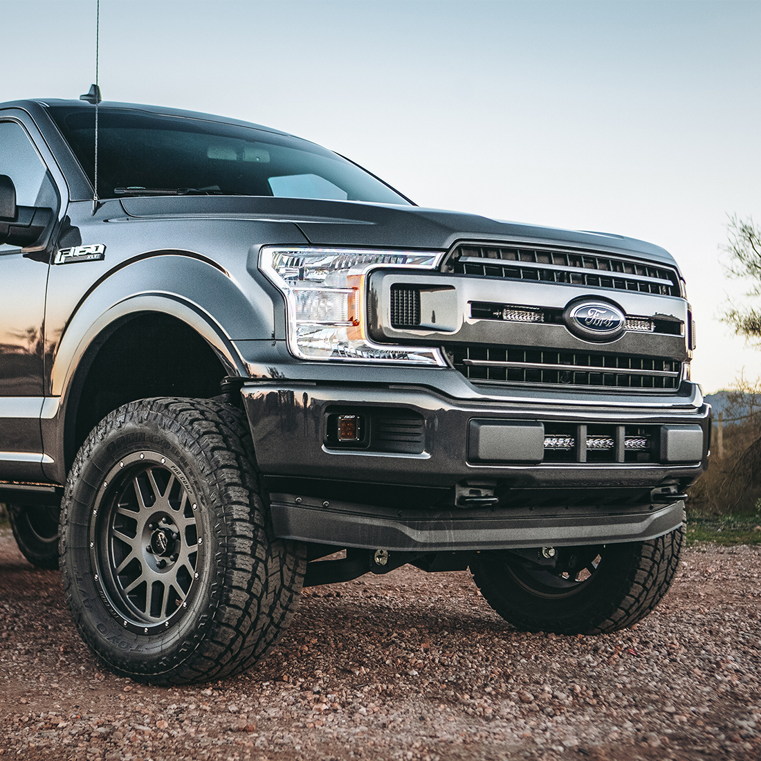 RIGID 2018-2020 Ford F-150 Grille Mount Fits 2 6 Inch SR-Series LED Light Bars-41675