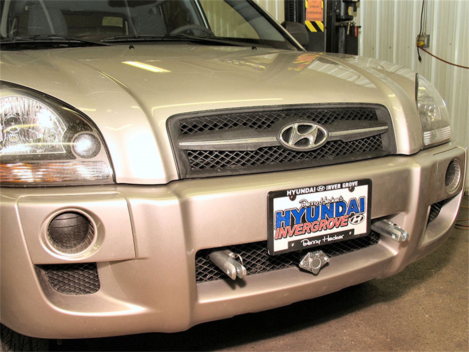 Tow Bar Base Plate BX2319