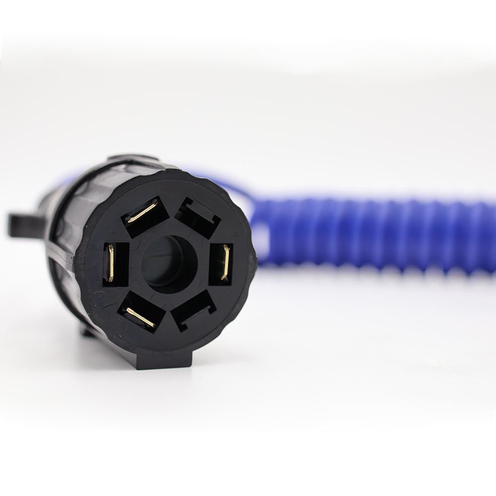 7 To 4 Coiled Cable BX88254
