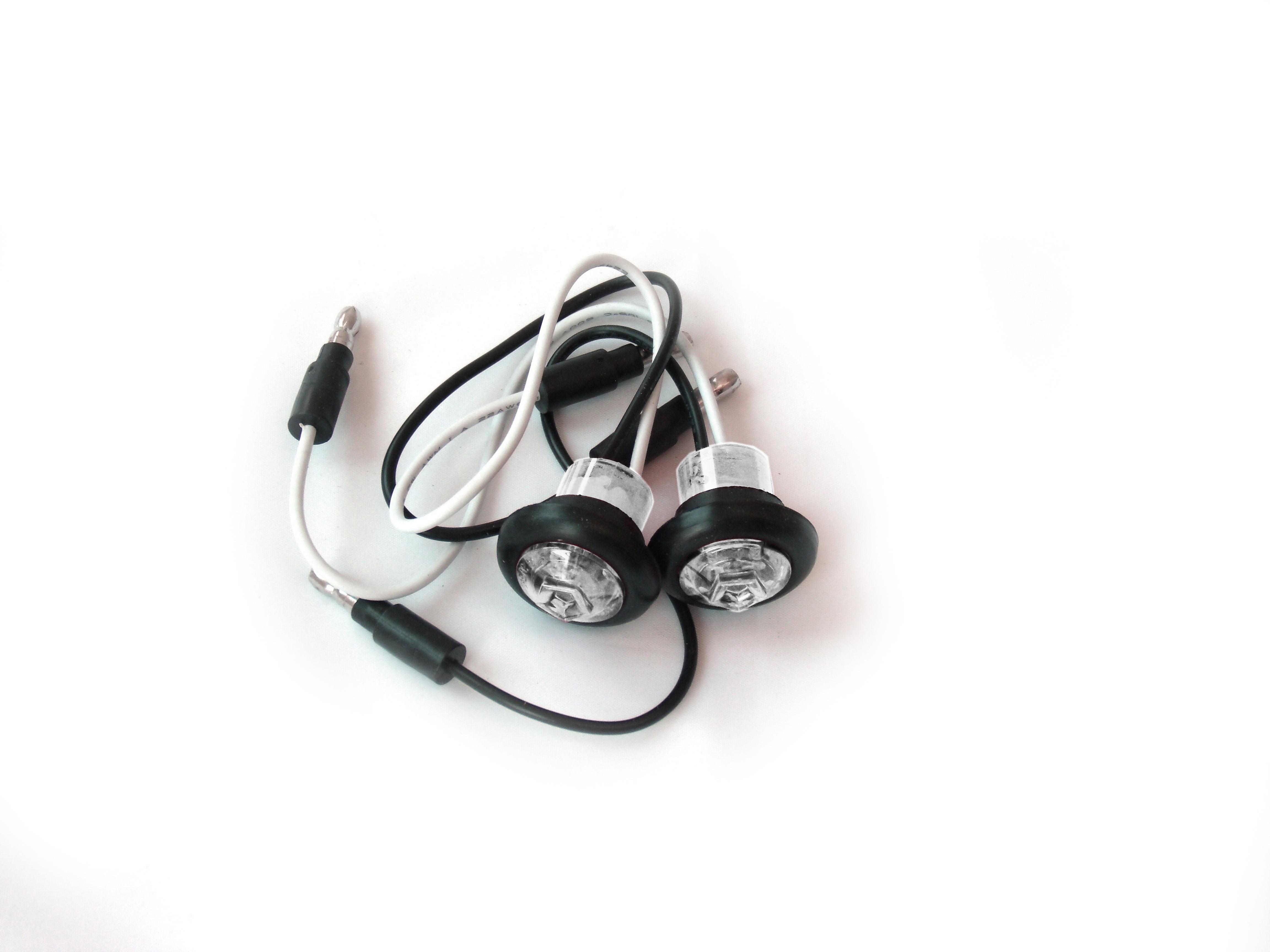 RS-.75-GW - .75in Round White LED Truck Light (w/ Grommet) (Pair)-RS-.75-GW