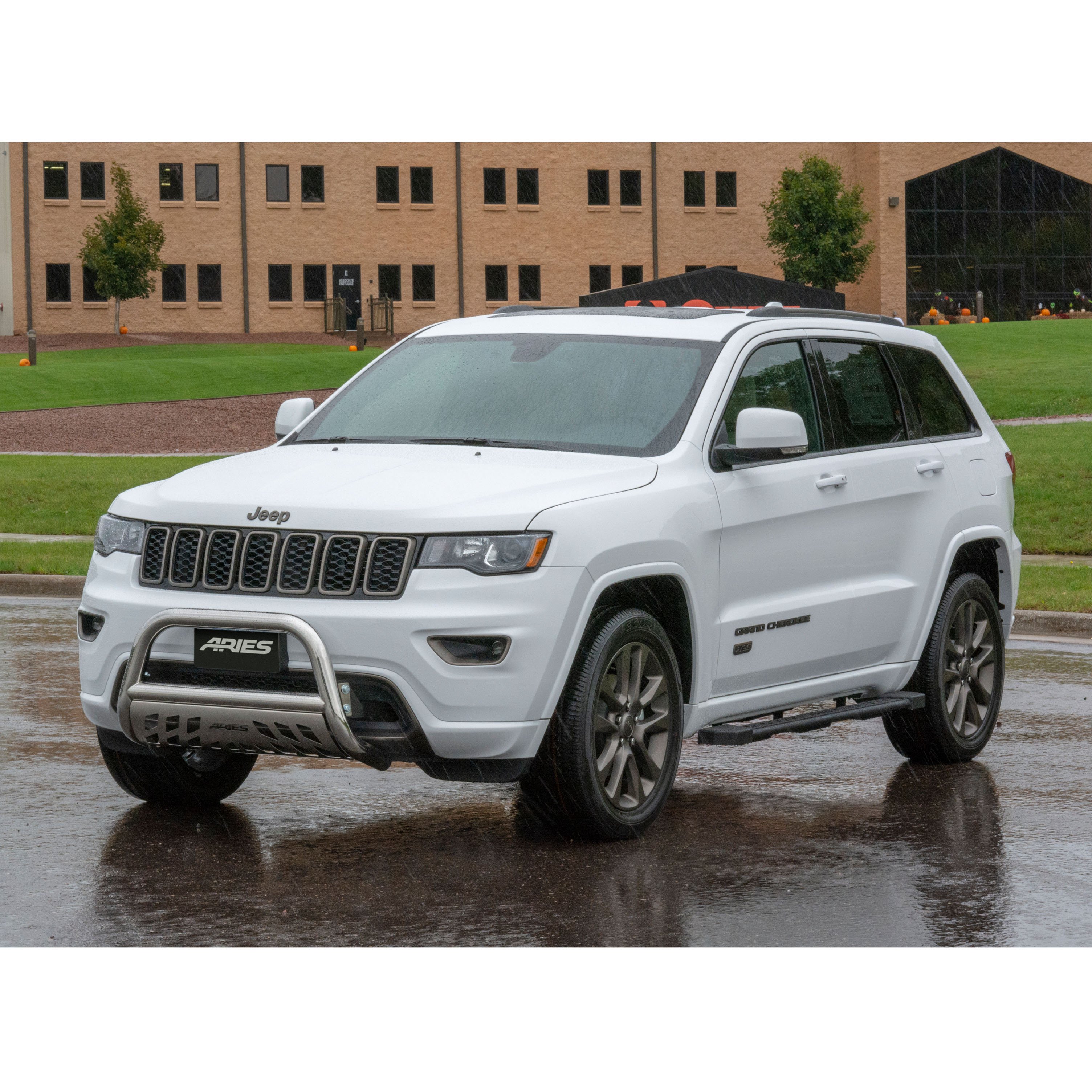 Rocker Step Running Boards, Select Jeep Grand Cherokee 2074103