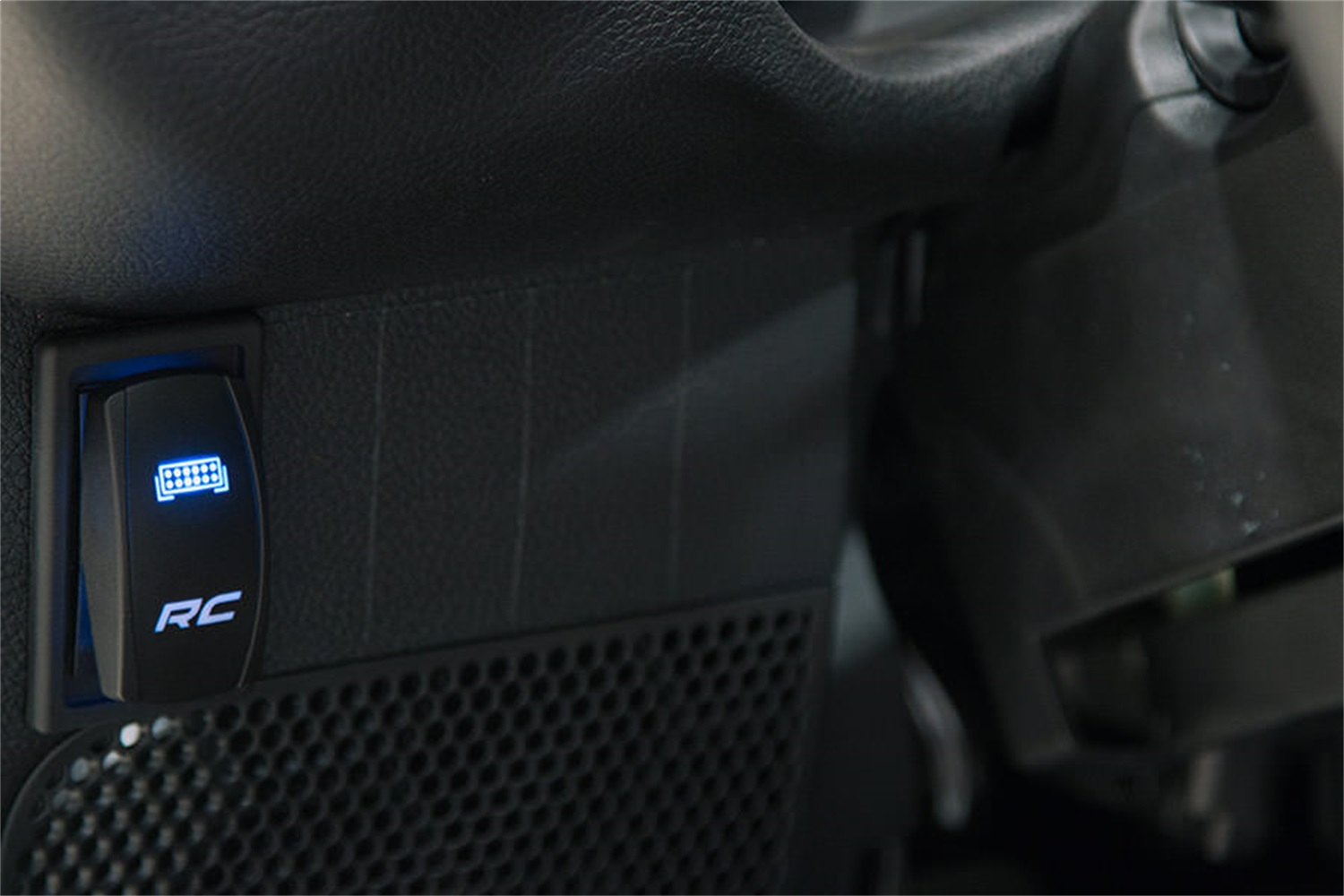 Single (1) Rocker Switch Housing 709B1