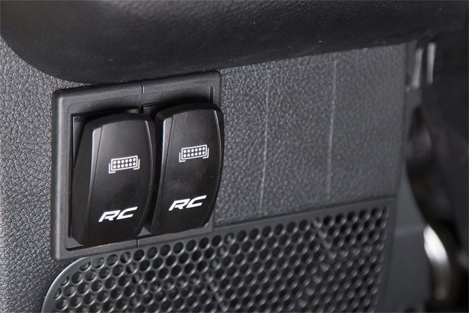 Dual (2) Rocker Switch Housing 709B-2