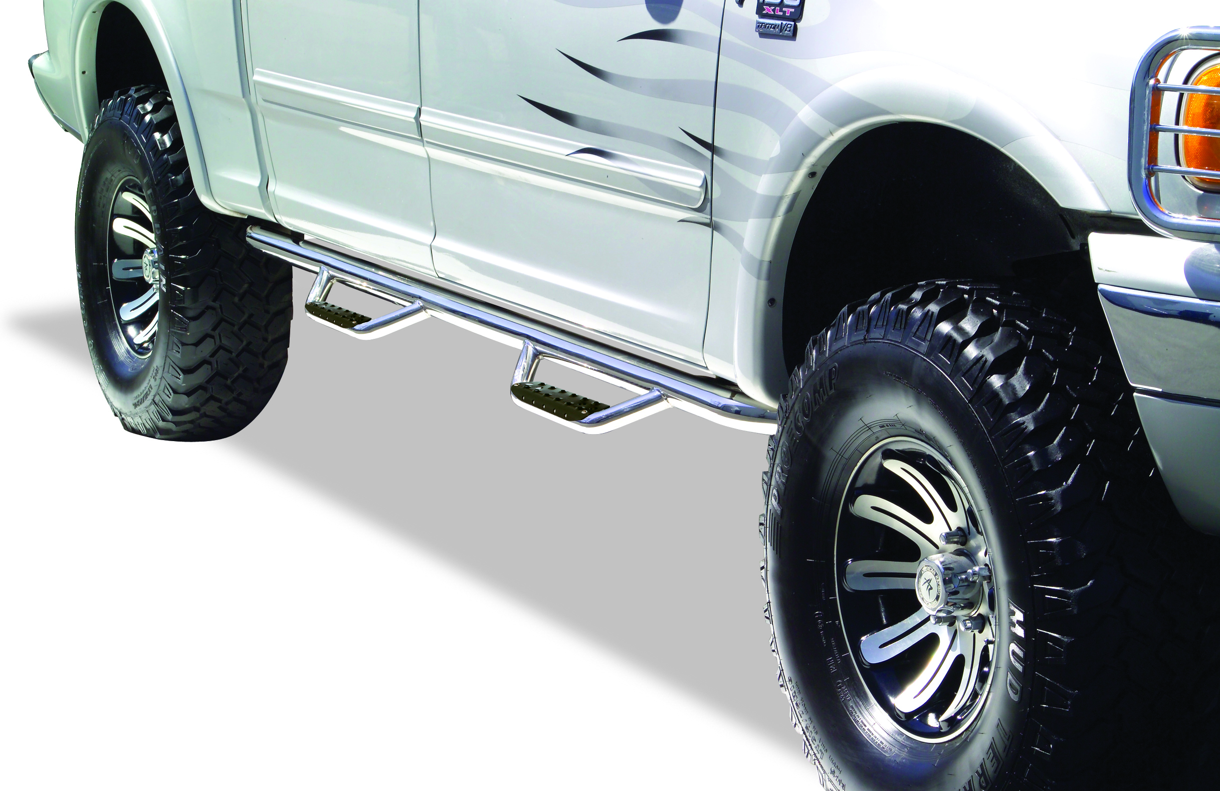 Dominator Classic D2 SideSteps - Cab Length D24150PS