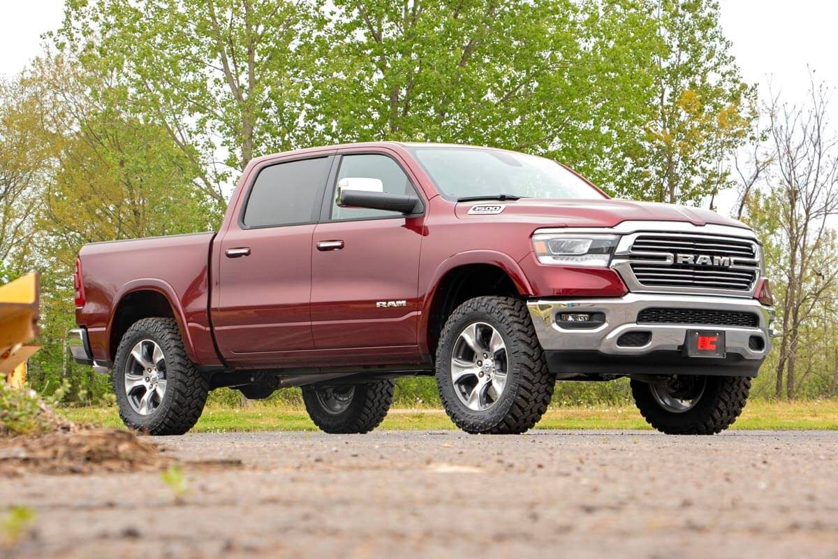 3.5 Inch Lift Kit | M1 Struts/M1 | Ram 1500 2WD/4WD (2019-2024) 31440RED