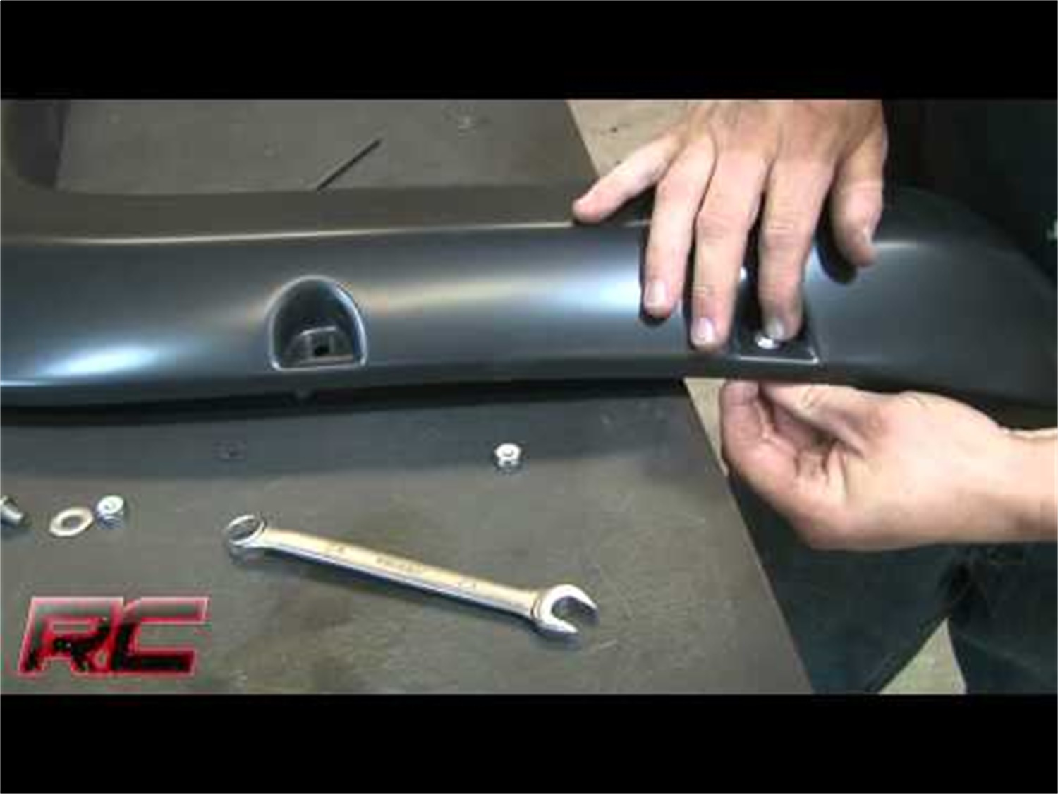 Pocket Fender Flares w/ Rivets MR30578560800