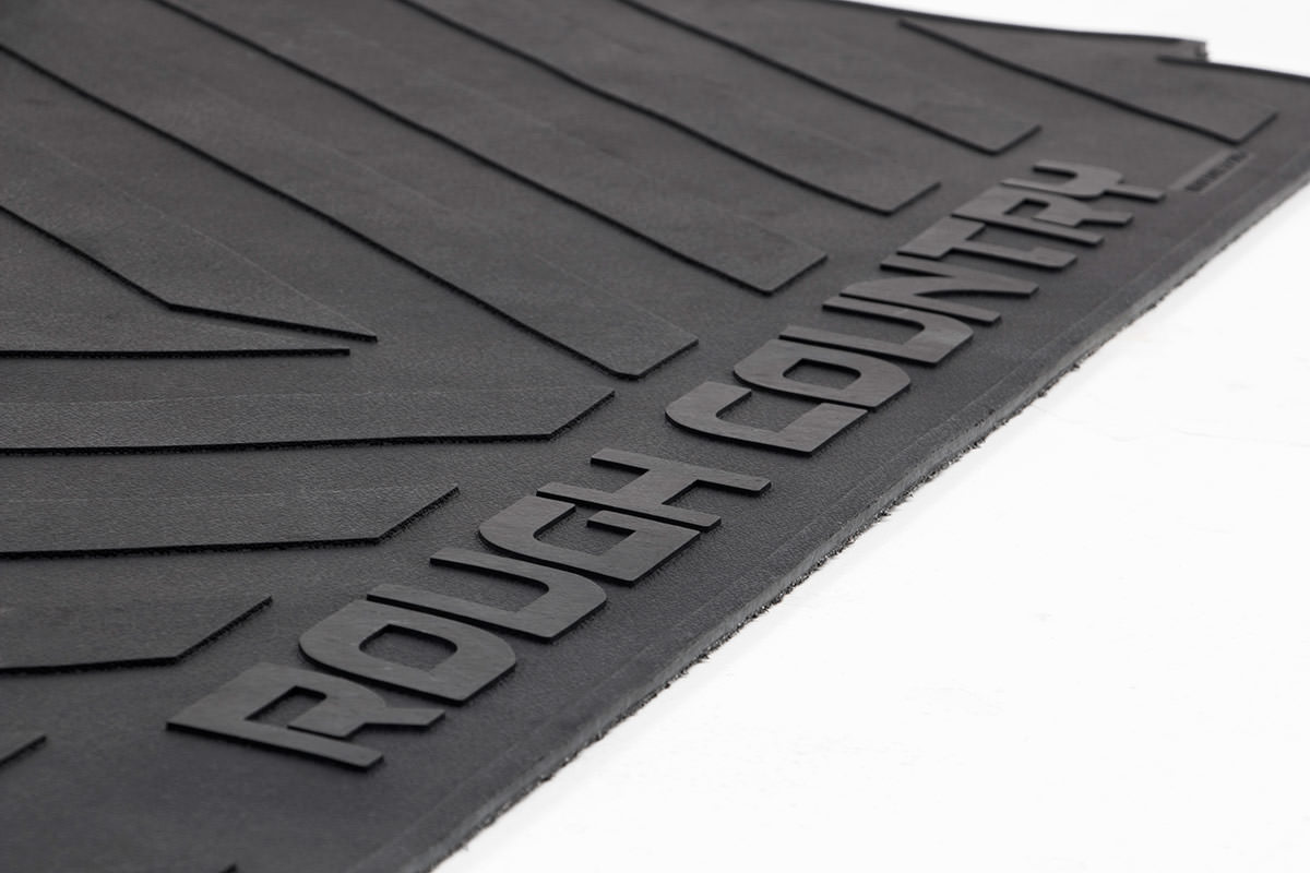 Bed Mat | 5' Bed | RC Logo | Nissan Frontier 2WD/4WD (2005-2024) RCM525