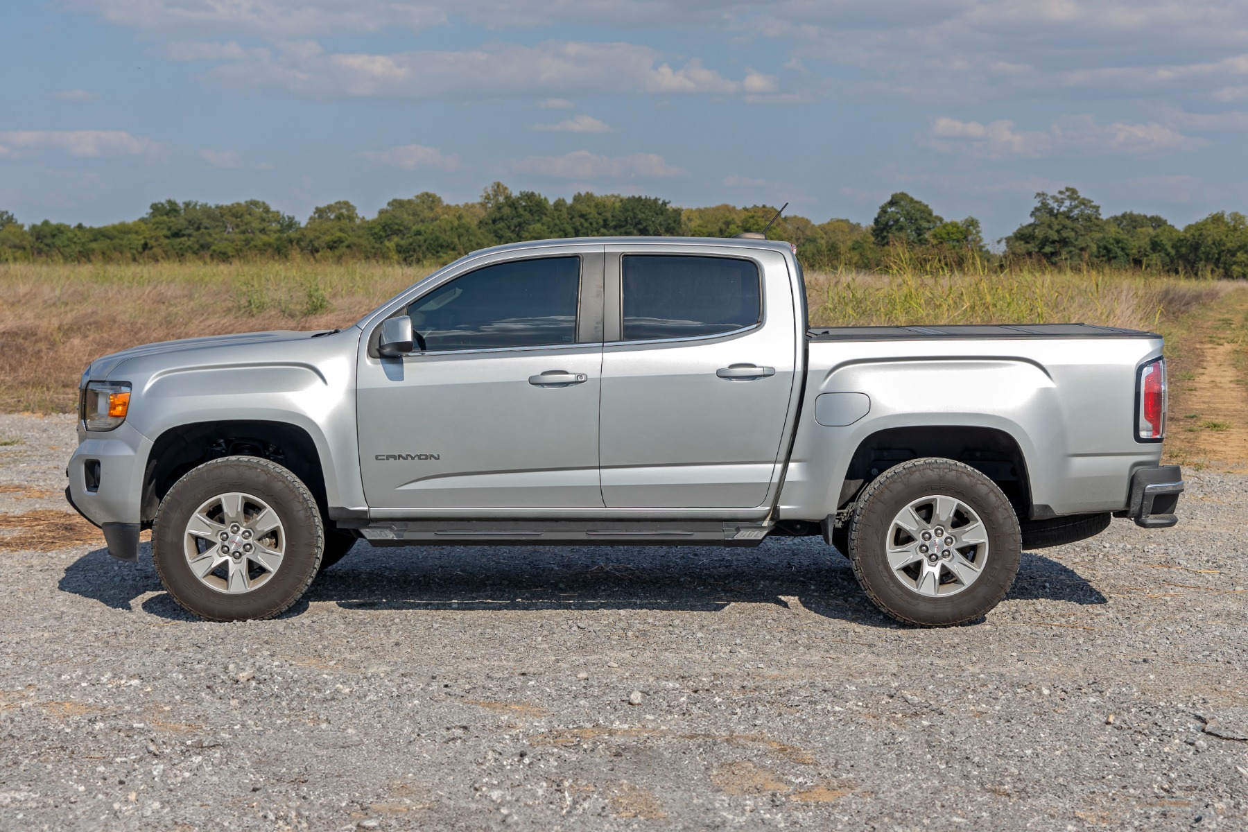 HD2 Running Boards | Crew Cab | Chevy/GMC Canyon/Colorado 2WD/4WD (2015-2024) SRB151977A