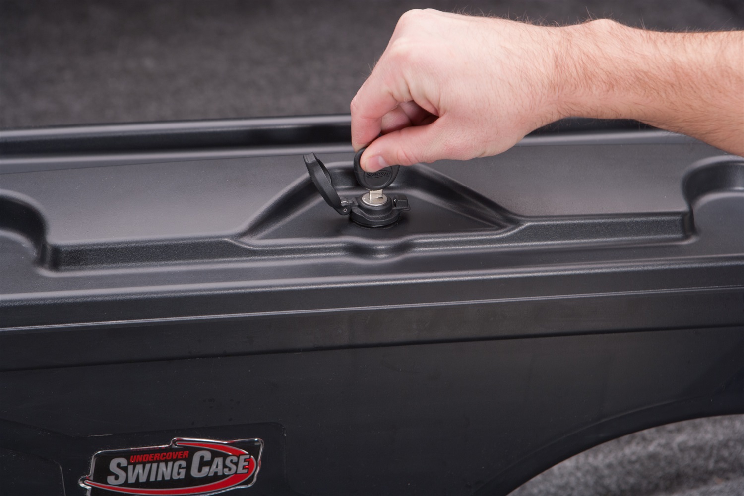 UnderCover Swing Case 2004-2015 Nissan Titan/2004-2021 Nissan Frontier - Passenger Side - Black Smooth SC500P