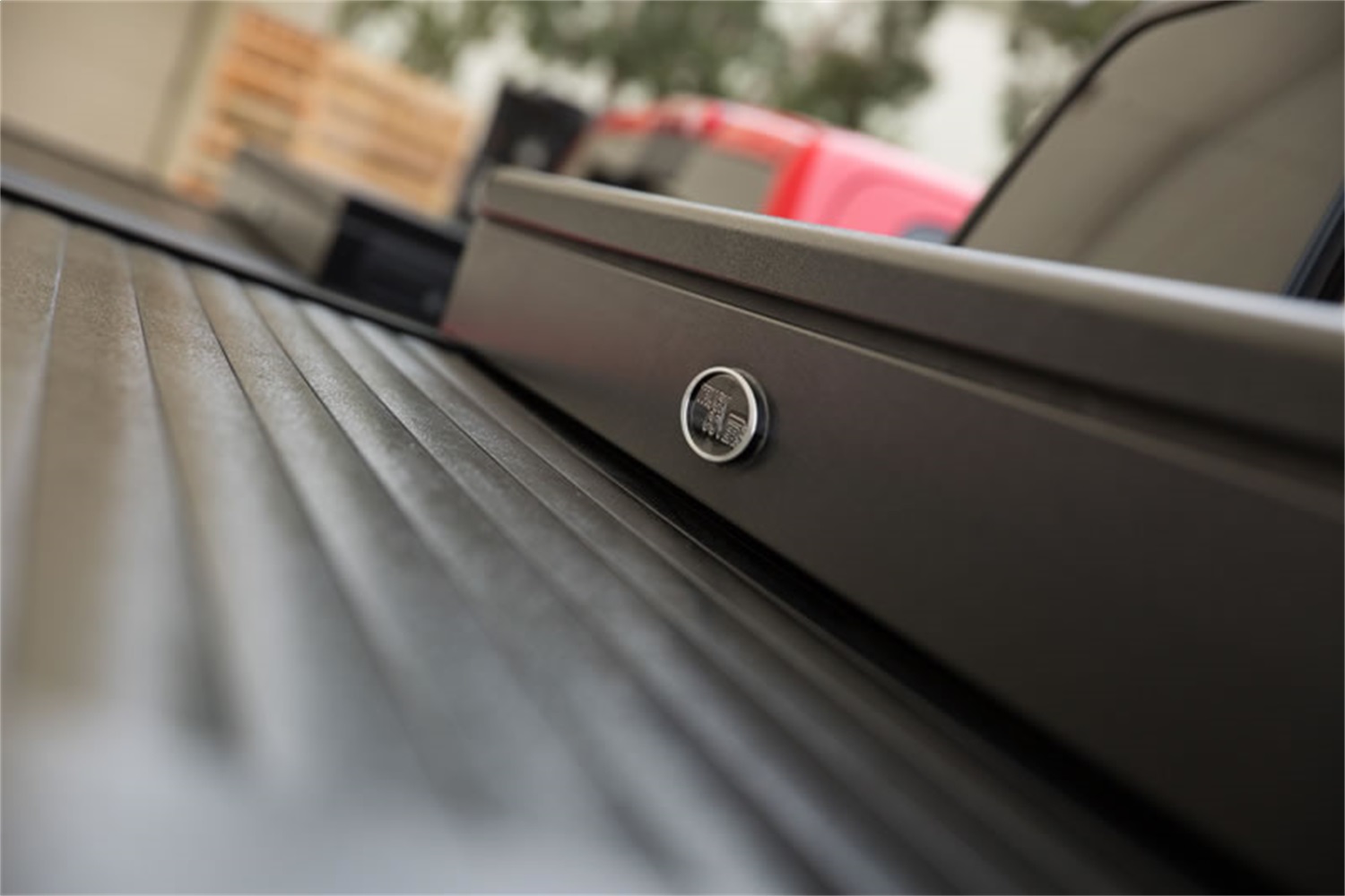 Junior Size Toolbox and Hard Retractable Roll-up Tonneau Cover Combination CRJR341