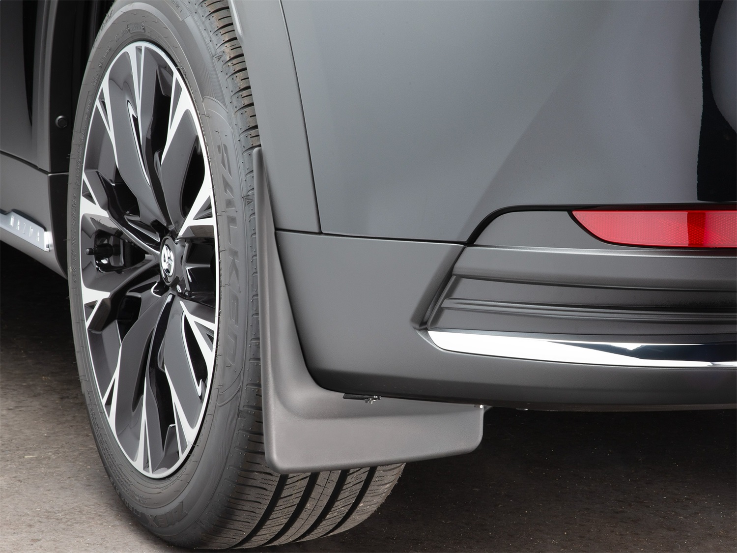 MudFlap No-Drill DigitalFit® 120209