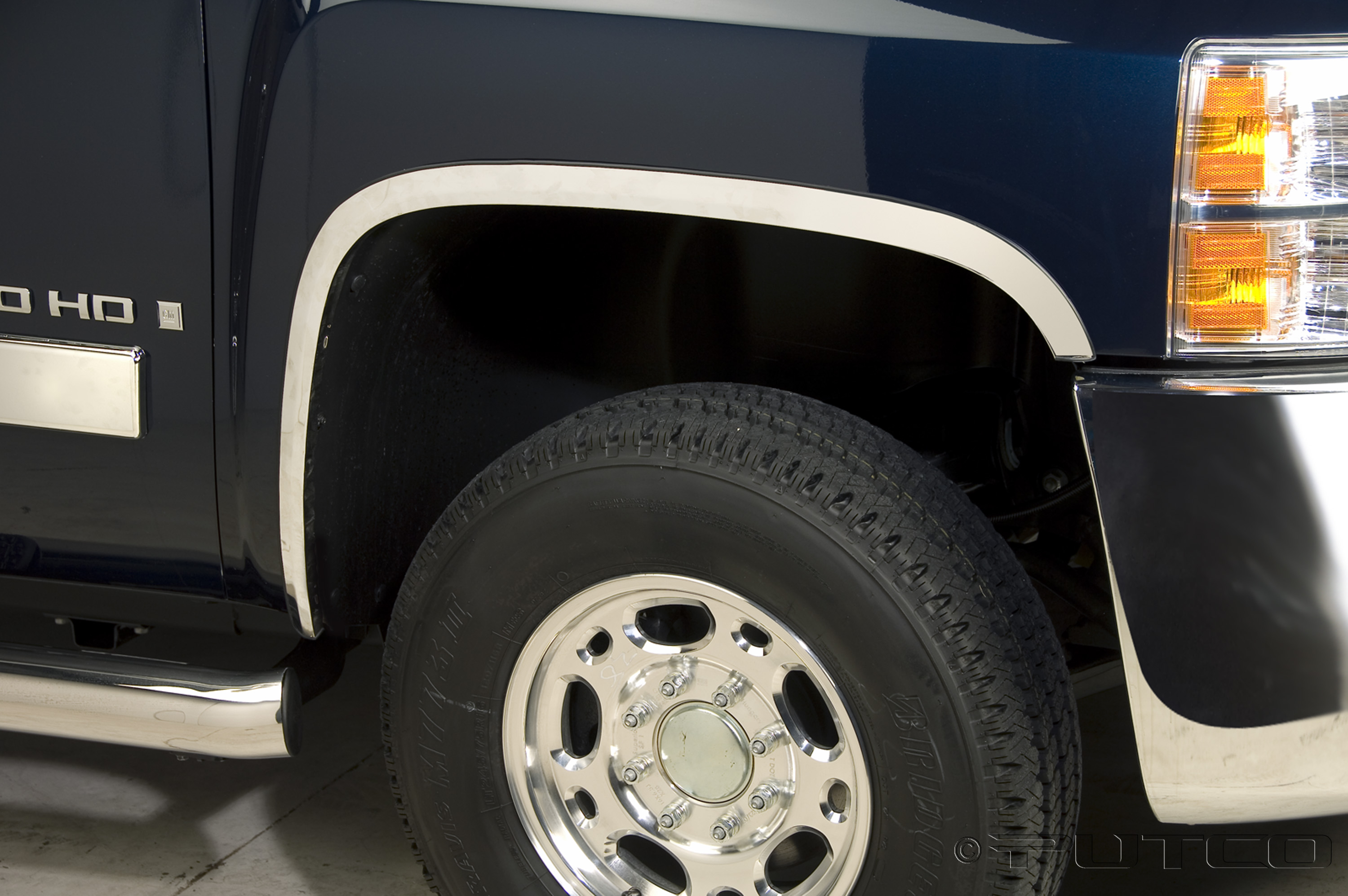 Putco Stainless Steel Fender Trim Kit 97289GM