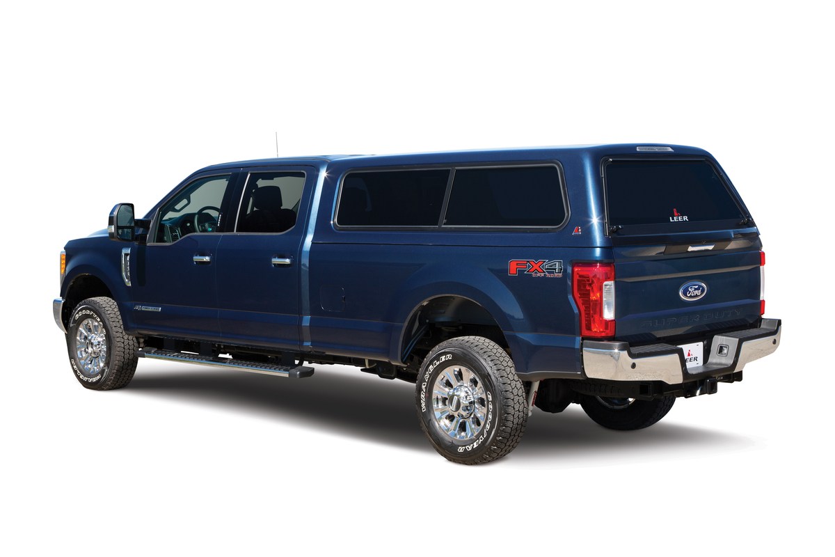 LEER 100R Truck Cap - Cab-high Truck Cover