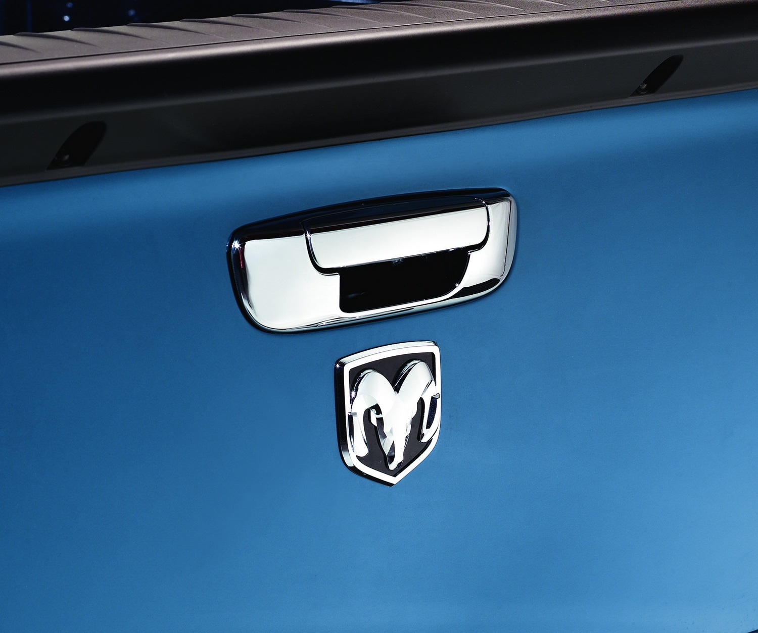 Chrome Tailgate Handle Covers 686556