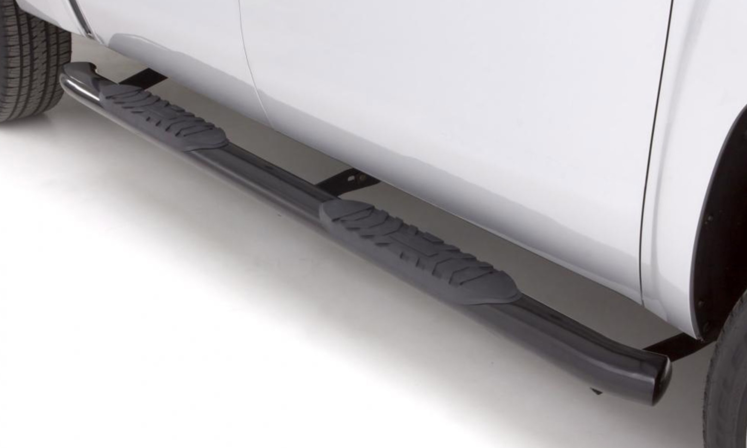 Lund 23475771 Black Steel 4 Inch Oval Bent Nerf Bars for 2002-2008 Dodge Ram 1500, 2003-2009 Ram 2500/3500 Extended Cab-23475771