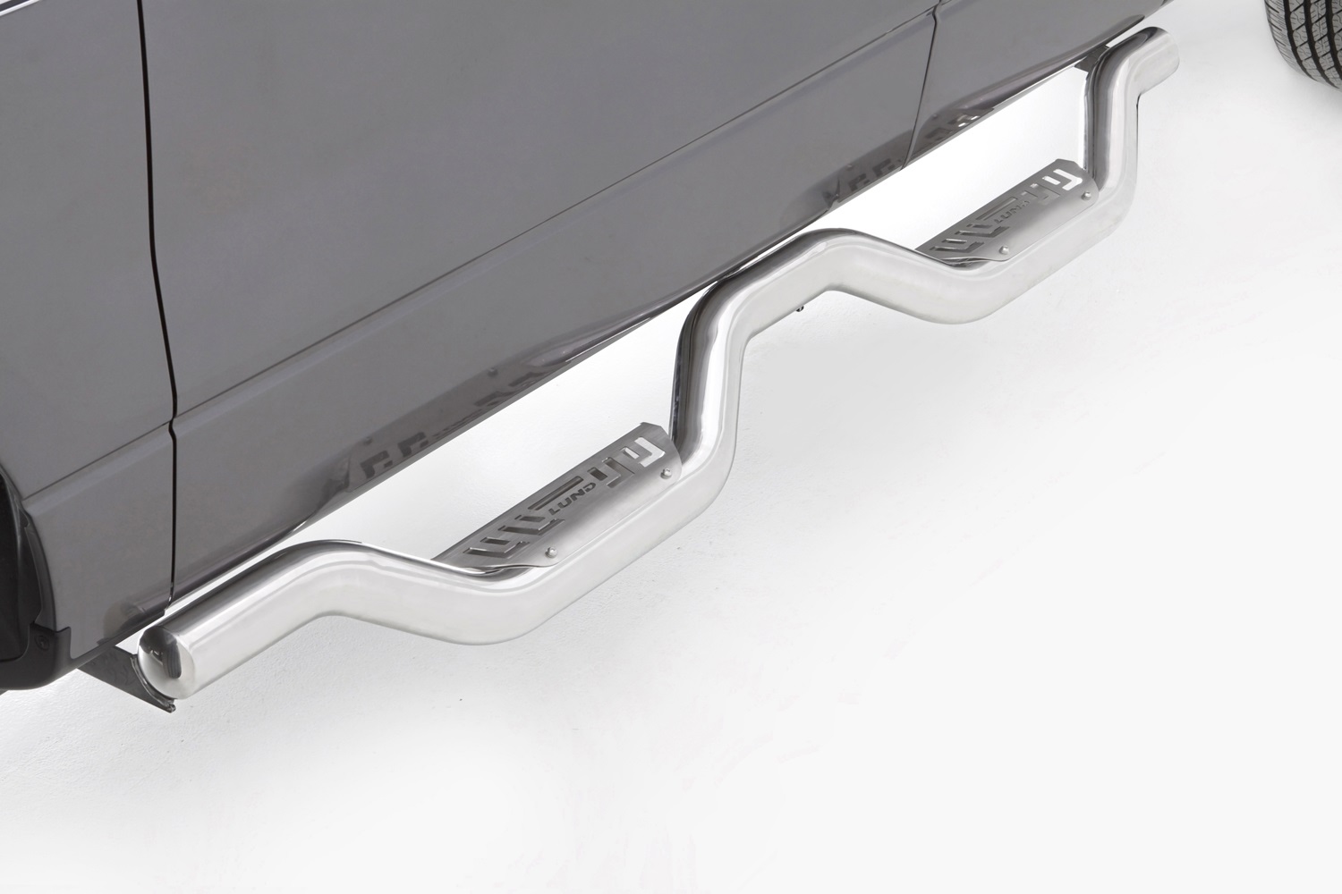 Lund 26510011 Polished Stainless Steel Latitude Nerf Bars for 2007-2013 Silverado/Sierra 1500, 2007-2014 Silverado/Sierra 2500HD, 3500HD Extended Cab-26510011